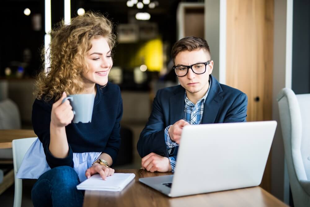 Empresa contratando a English Pass como benefício de inglês para colaboradores